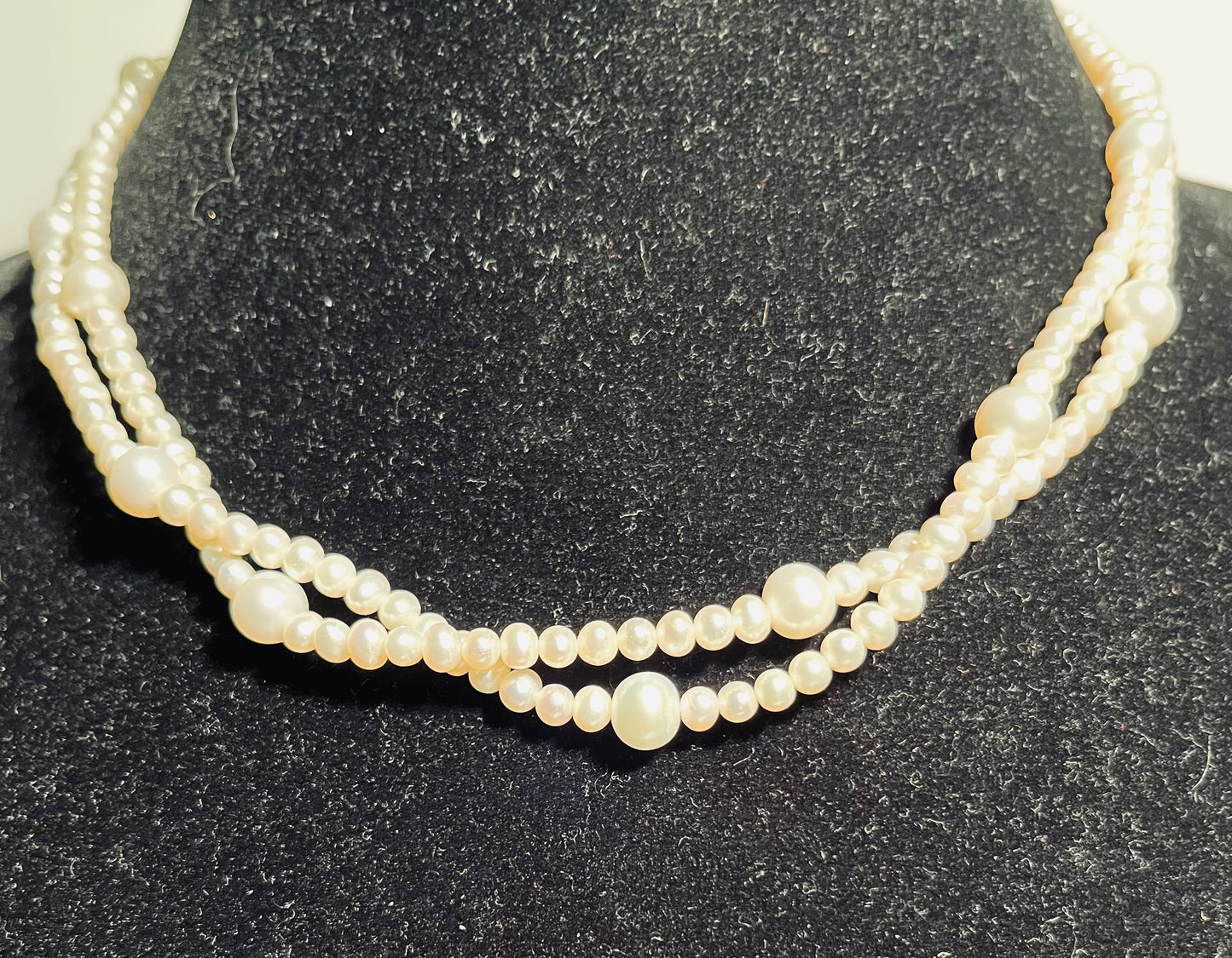 Pearl Necklace with 10K Gold Clasp