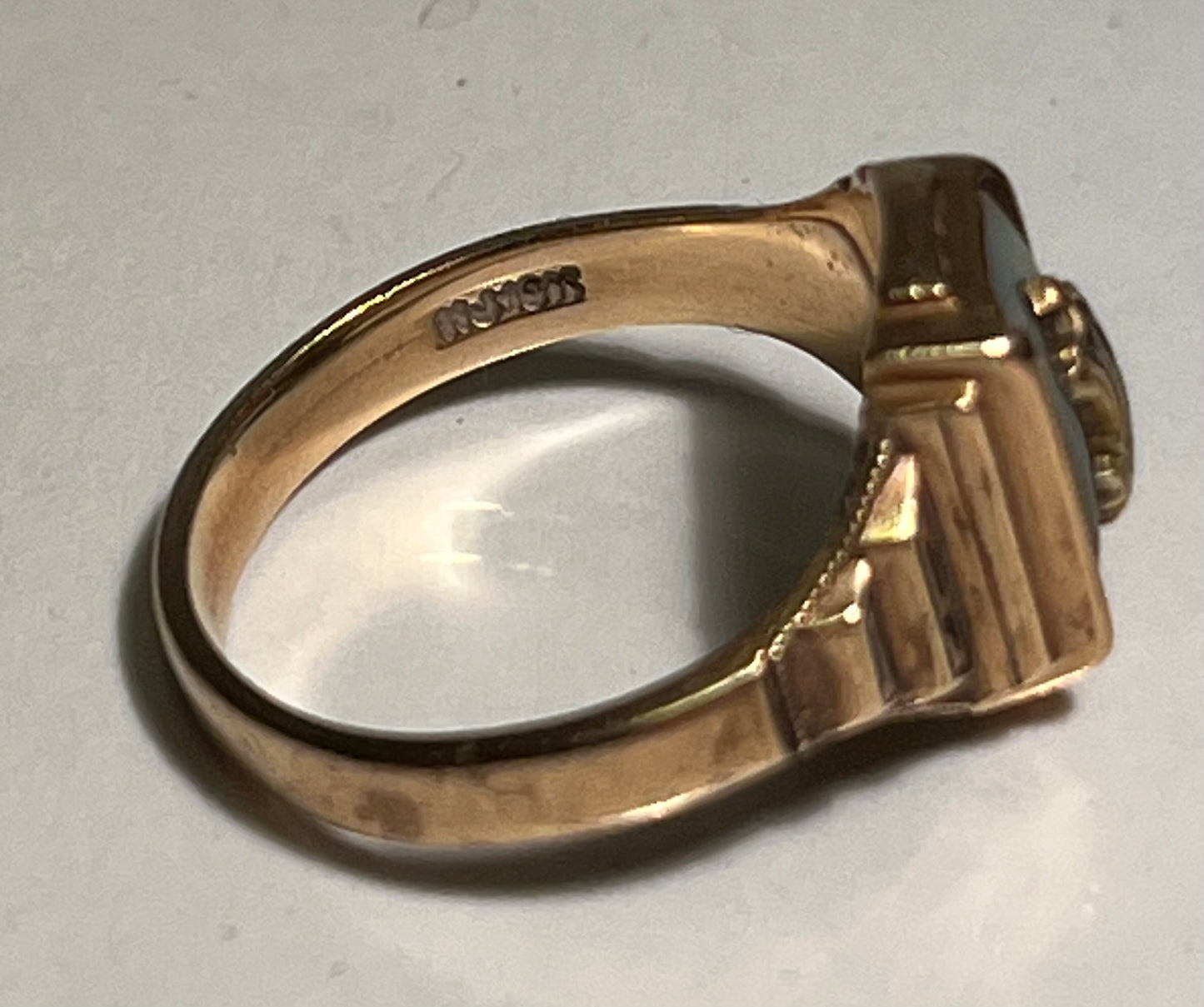 10K Gold 1972 Class Ring