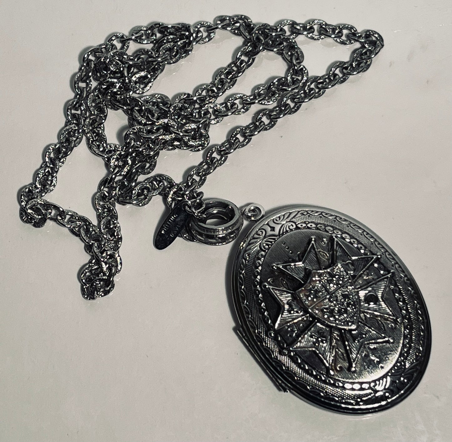 Whiting Davis Locket & Chain.