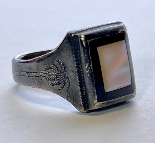 Vintage Mother of Pearl Ring